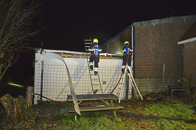 2021/6/20210109-21u27 GB 014 Brand woning Nieuwemeerdijk.jpg